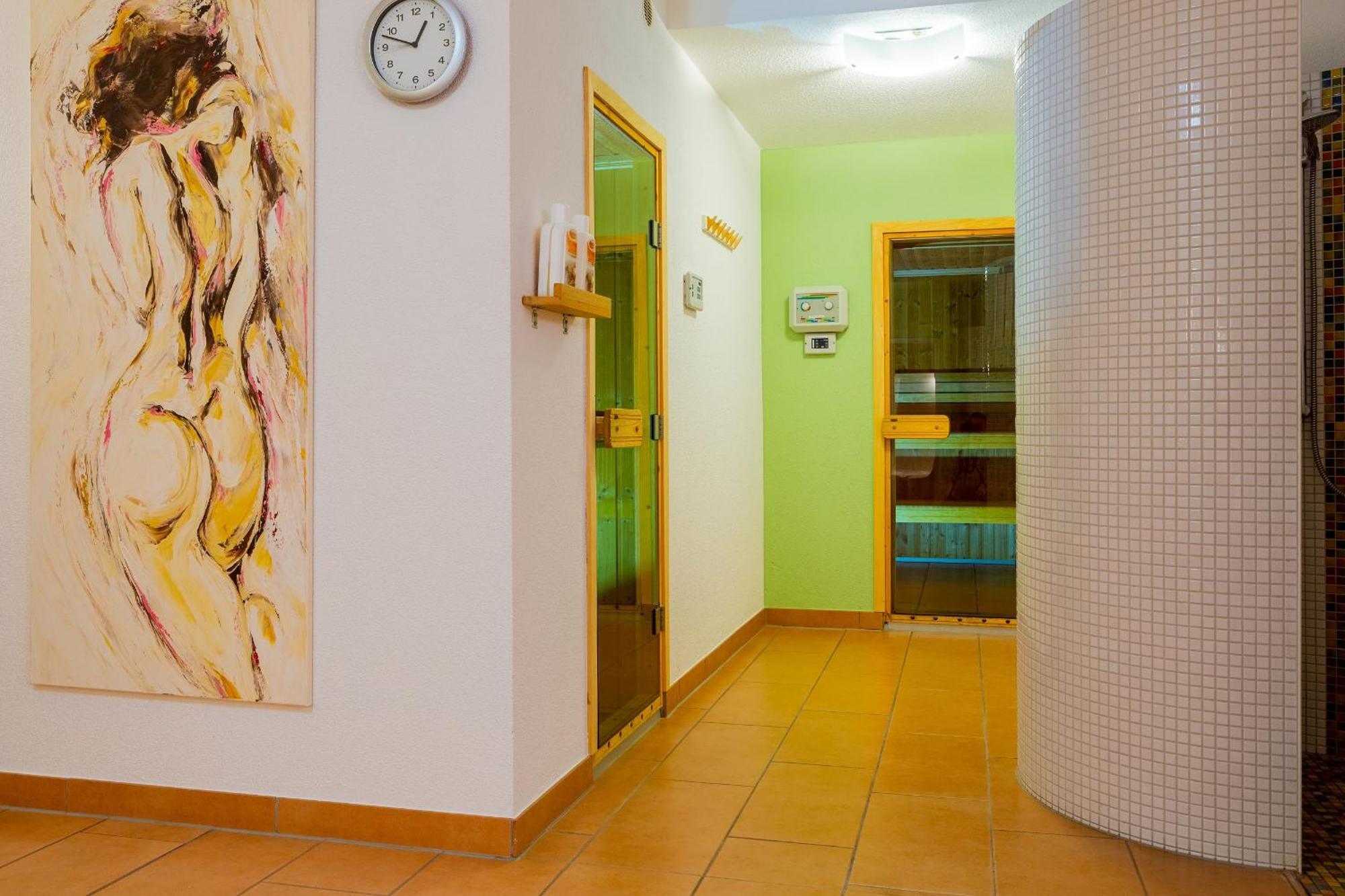 Acantus Hotel Weisendorf Екстер'єр фото